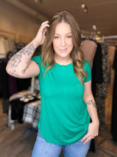 Load image into Gallery viewer, Green Flowy Short Sleeve Top