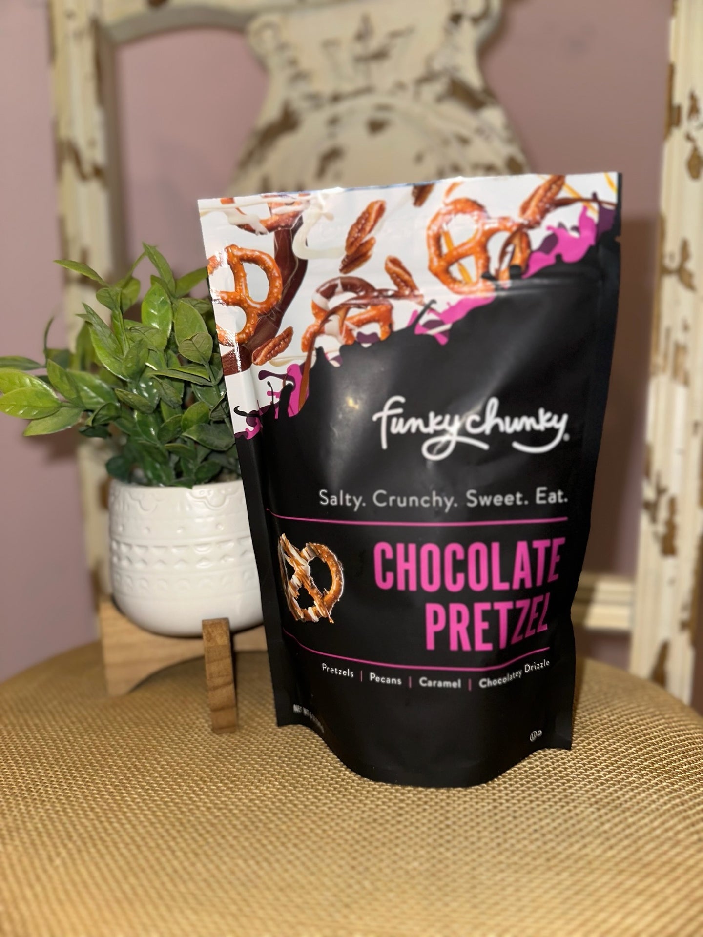 Chocolate Pretzel Mix 5oz Bag