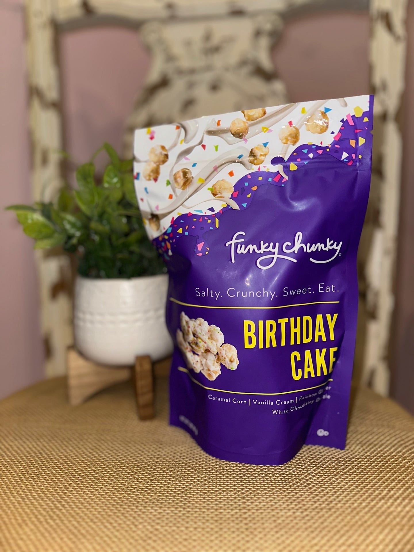 Birthday Cake Pretzel Mix 5oz Bag